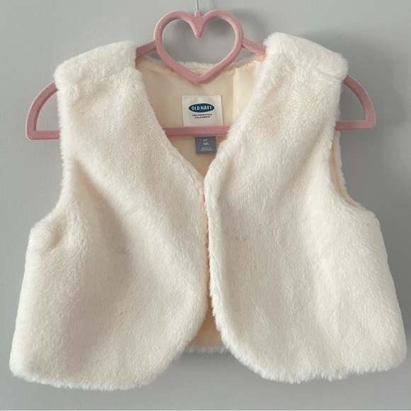 Fur Vest Old Navy - Picture 2 of 9